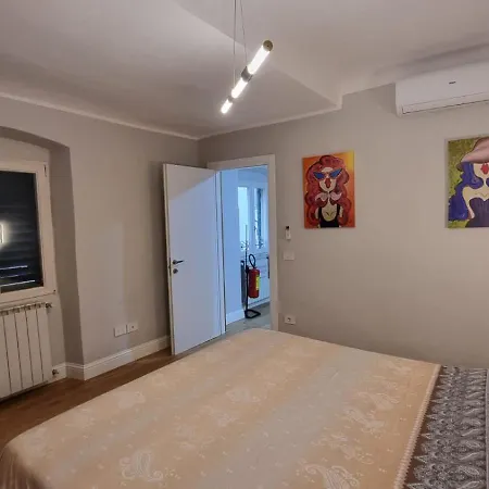 Jasmin Luxury * Φλωρεντία